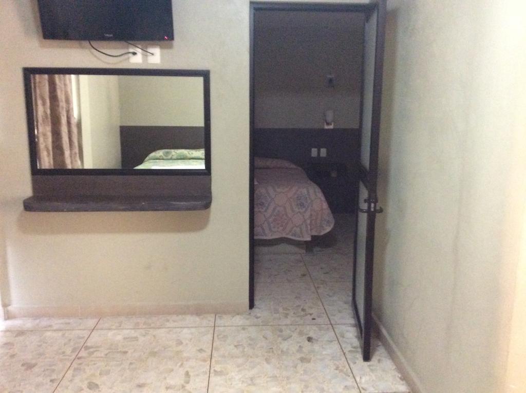 Hotel Juros Catemaco Phòng bức ảnh
