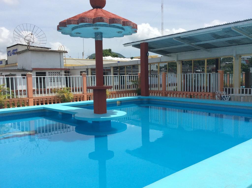 Hotel Juros Catemaco Ngoại thất bức ảnh